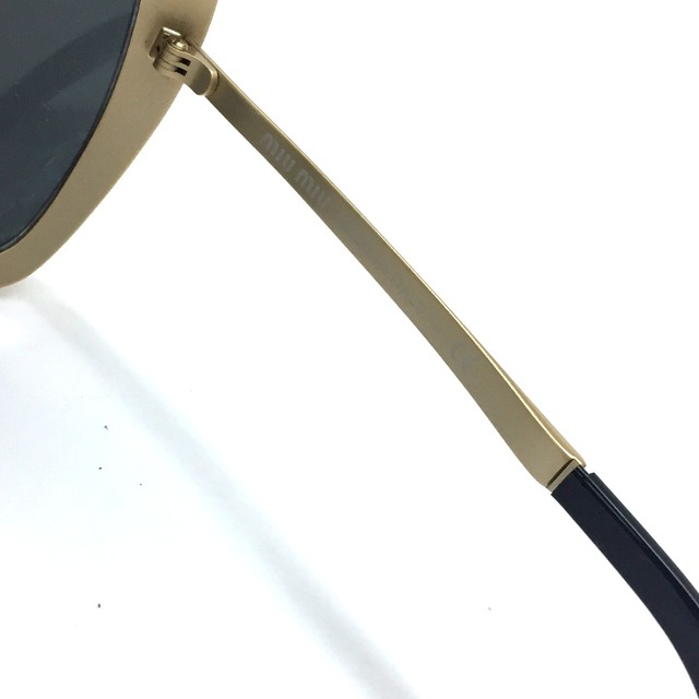 miumiu(ミュウミュウ)のミュウミュウ MIUMIU アップルレンズ SMU54N サングラス メタル ゴールド 新品同様 レディースのファッション小物(サングラス/メガネ)の商品写真