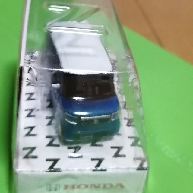 【非売品】HONDA N-BOX LEDライト付きミニカー キーホルダー