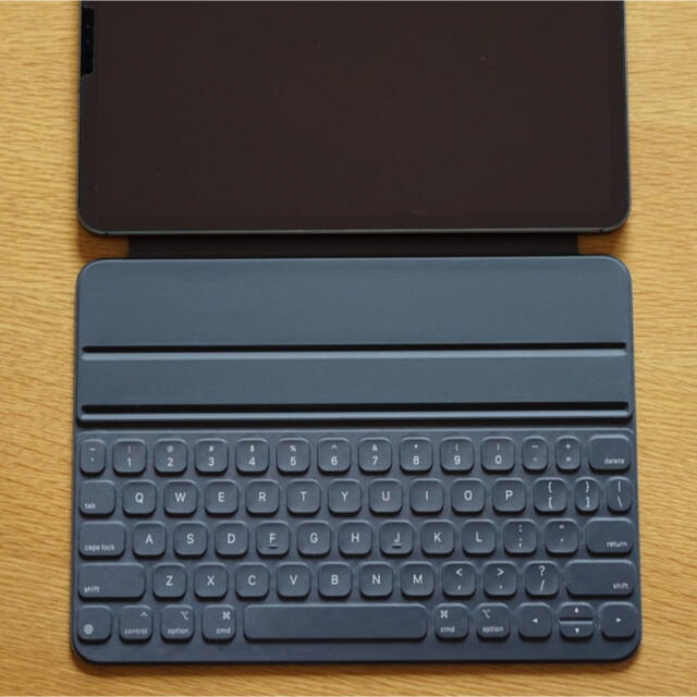 Apple(アップル)のiPadPro 11 第1世代 スマートキーボード US スマホ/家電/カメラのスマホアクセサリー(iPadケース)の商品写真
