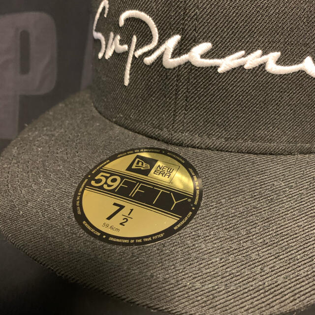 Supreme Classic Script New Era 7 1/2 - キャップ