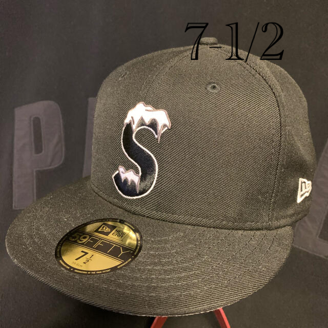 Supreme S logo New Era  Cap 7 1/2