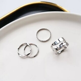 ニコアンド(niko and...)のデザインリング 指輪 シルバーリング ４点セット(リング(指輪))
