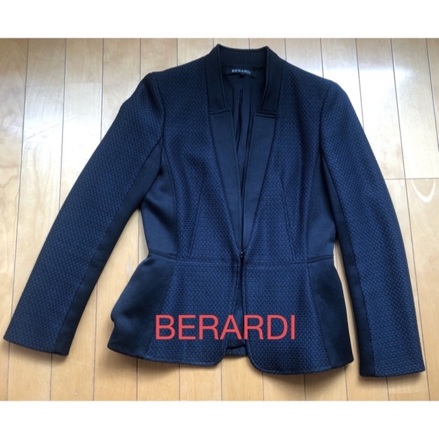 美品　BERARDI ベラルディ　ジャケット　ネイビー・黒