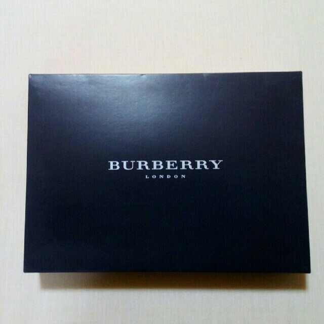 BURBERRY(バーバリー)のバスタオル インテリア/住まい/日用品の日用品/生活雑貨/旅行(タオル/バス用品)の商品写真