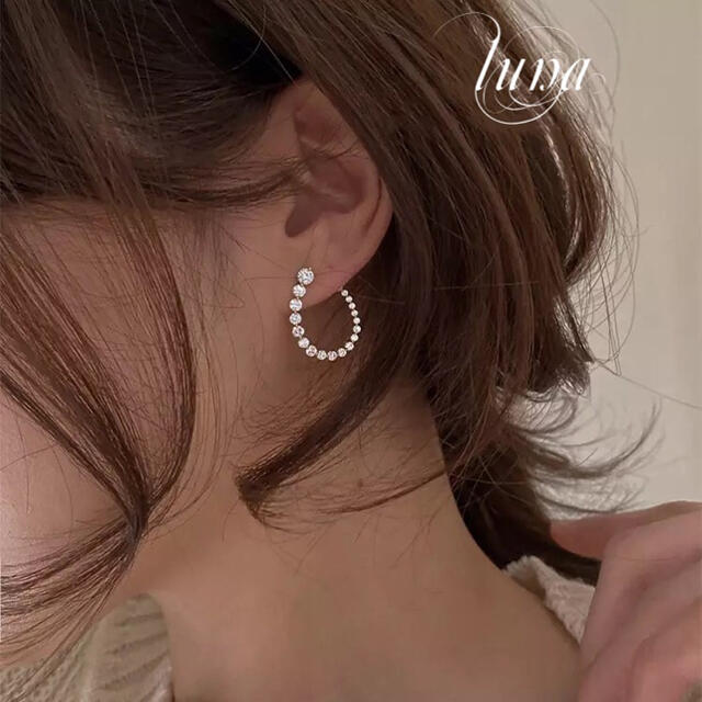 STAR JEWELRY(スタージュエリー)のround zirronia pierce☆S925 post レディースのアクセサリー(ピアス)の商品写真