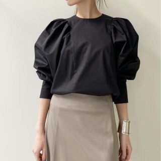 アパルトモンドゥーズィエムクラス(L'Appartement DEUXIEME CLASSE)のL'AppartementGather Blouse ブラック(シャツ/ブラウス(長袖/七分))