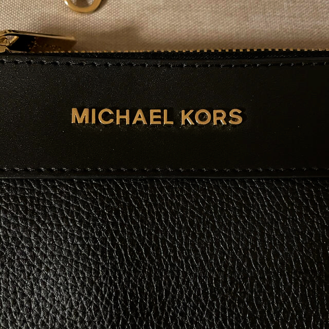 Michael Kors(マイケルコース)の１時間セール　美品　マイケルコースお財布ショルダーバッグ レディースのバッグ(ショルダーバッグ)の商品写真