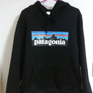 Patagonia 風　パーカー　ブラック　パタゴニア　(パーカー)