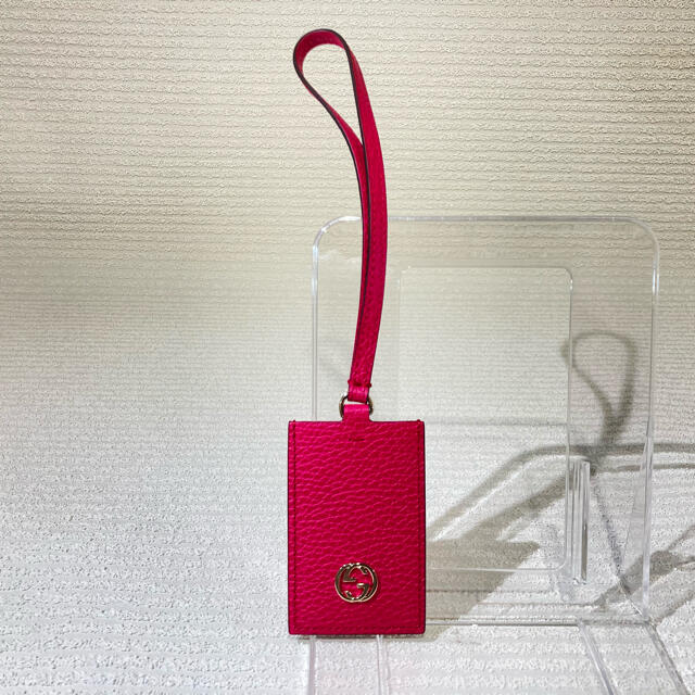 Gucci(グッチ)の【美品】GUCCI ネームプレート レディースのファッション小物(パスケース/IDカードホルダー)の商品写真