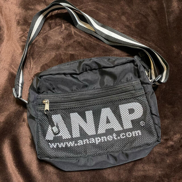 ANAP(アナップ)の*ANAP ロゴショルダーバッグ* レディースのバッグ(ショルダーバッグ)の商品写真