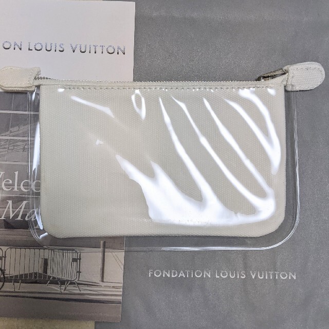 LOUIS VUITTON(ルイヴィトン)の新品 ルイヴィトン フォンダシオン美術館 ポーチ レディースのファッション小物(ポーチ)の商品写真