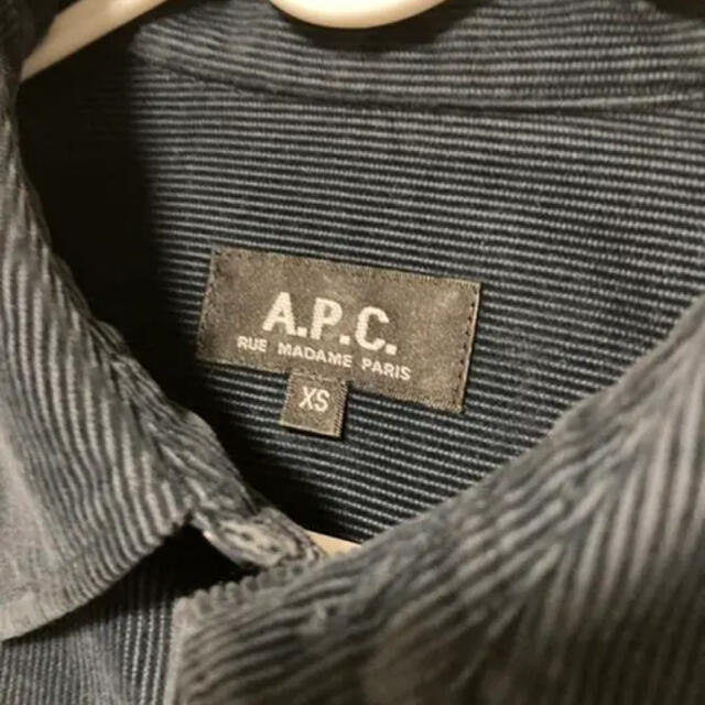 A.P.C(アーペーセー)の【A.P.C】コーデュロイジャケット　XSネイビー レディースのジャケット/アウター(ブルゾン)の商品写真