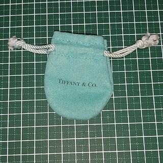 ティファニー(Tiffany & Co.)のティファニー　巾着(ポーチ)