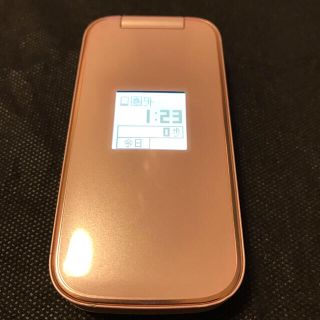 エヌティティドコモ(NTTdocomo)のドコモ らくらくホン ベーシック4 DOCOMO F-01G ピンク(携帯電話本体)