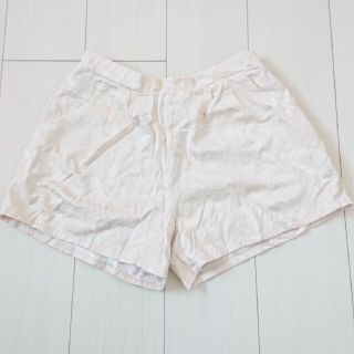 クレドソル(CLEF DE SOL)のCLEF DE SOL ショートパンツ 白 短パン(ショートパンツ)