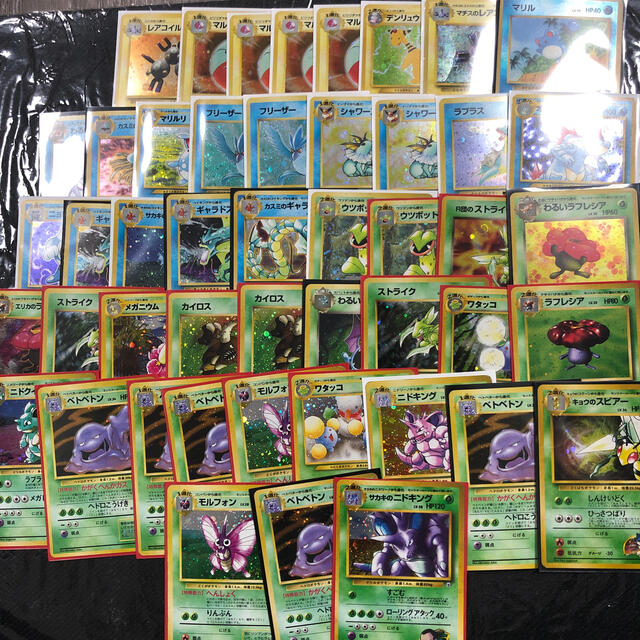 日本全国 送料無料 ポケモンカード 引退品 光物 約400枚 kead.al