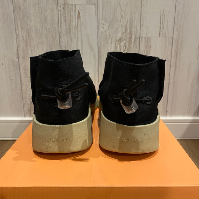 FEAR OF GOD(フィアオブゴッド)のNIKE AIR FEAR OF GOD MOC フィア オブ ゴッド 　 メンズの靴/シューズ(スニーカー)の商品写真