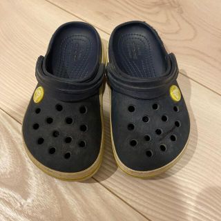 クロックス(crocs)のクロックス　サンダル　キッズ9（16.5センチ）(サンダル)