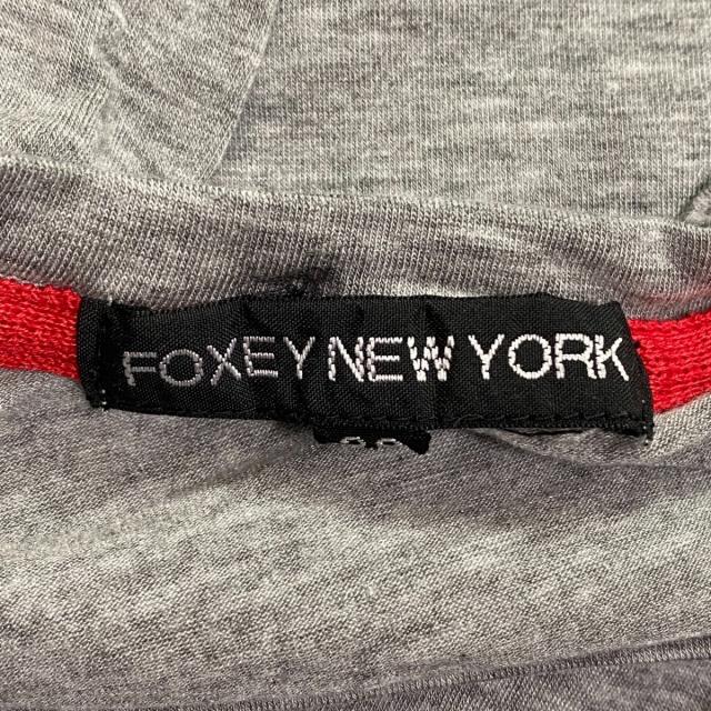 FOXEY(フォクシー)のフォクシーニューヨーク サイズ38 M美品  - レディースのトップス(Tシャツ(半袖/袖なし))の商品写真