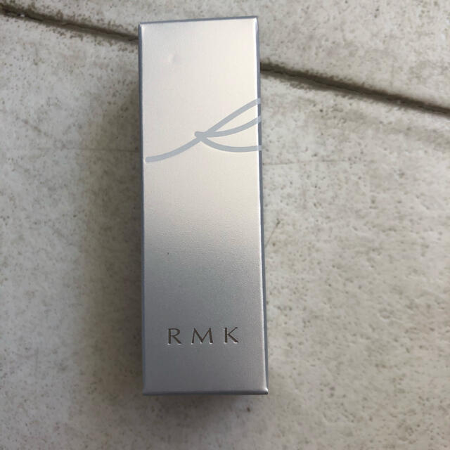 RMK(アールエムケー)のRMK ザ ベージュライブラリー リップスティック　01 新品へ コスメ/美容のベースメイク/化粧品(口紅)の商品写真