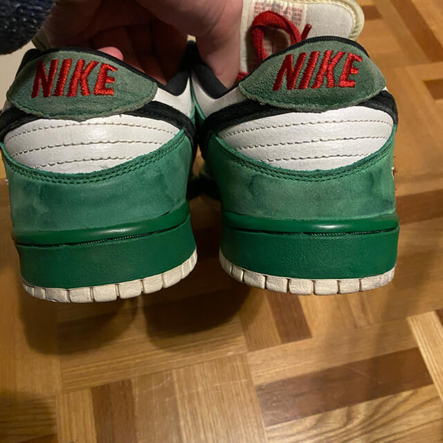 NIKE(ナイキ)のNike sb dunk low heineken ハイネケン メンズの靴/シューズ(スニーカー)の商品写真