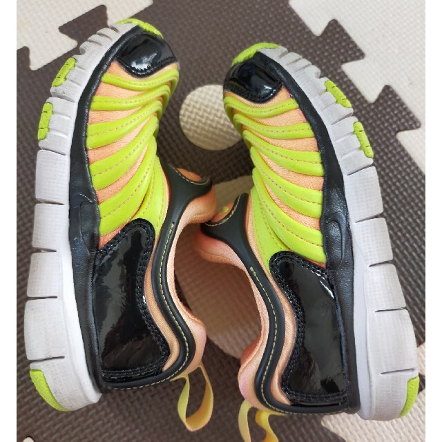 Nike ナイキダイナモフリー17 18の中敷き未使用 の通販 By 明海姉 S Shop ナイキならラクマ Nike ナイキダイナモフリー17 18の中敷き未使用 の通販 By 明海姉 S Shop ナイキならラクマ