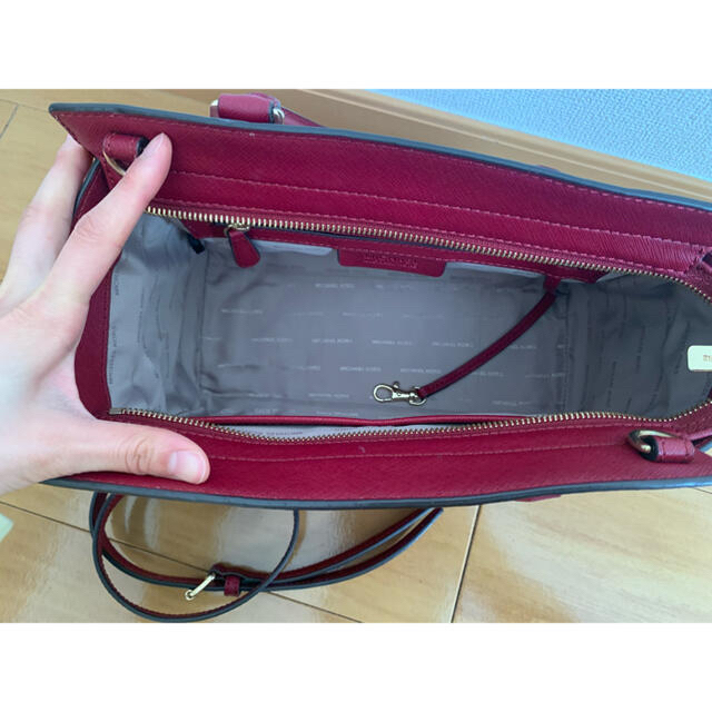 Michael Kors(マイケルコース)のMICHEAL KORS 鞄 レディースのバッグ(ショルダーバッグ)の商品写真
