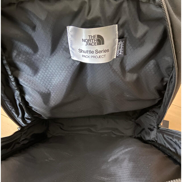 THE NORTH FACE(ザノースフェイス)のTHE NORTH FACE  シャトルデイパック メンズのバッグ(ビジネスバッグ)の商品写真