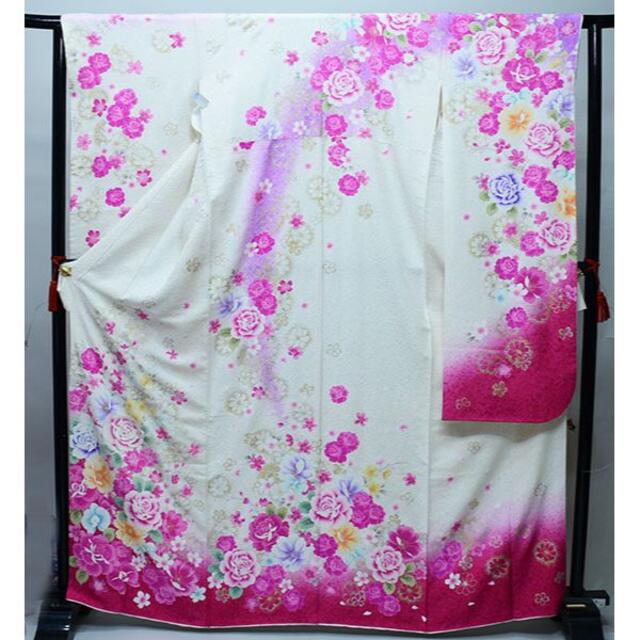 振袖 正絹 着物単品 仕立て上がり 花刺繍 ラメ入り 白×ピンク NO34661