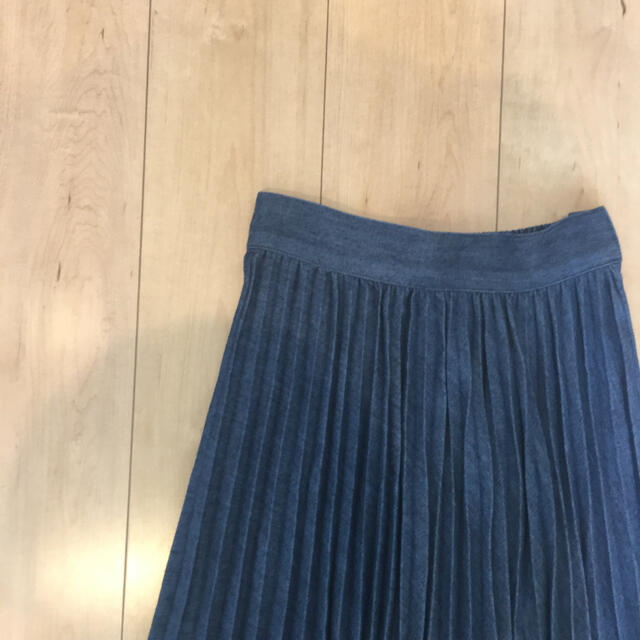 The Virgnia(ザヴァージニア)の【専用】The Virginia denim pleats long skirt レディースのスカート(ロングスカート)の商品写真