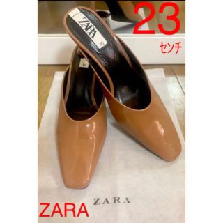 ザラ(ZARA)の【美品】ZARA 23センチ スクエアエナメルパンプス　ヒール6.5センチ(ハイヒール/パンプス)