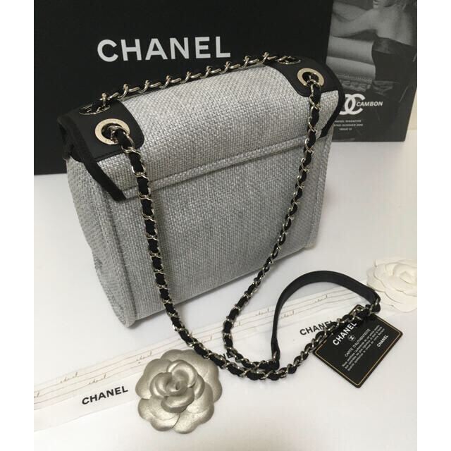 CHANEL(シャネル)のMyu2様専用♡ シャネル ドーヴィル 2way ショルダーバッグ  正規品 レディースのバッグ(ショルダーバッグ)の商品写真