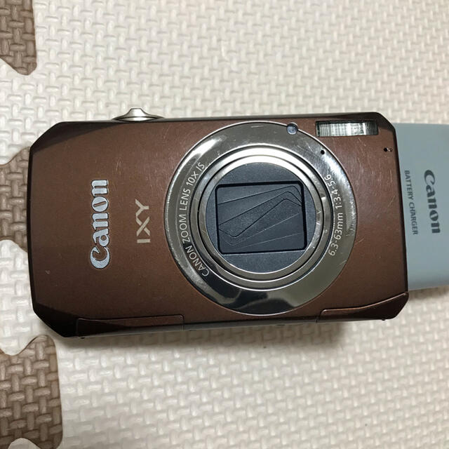 Canon(キヤノン)のデジタルカメラ Canon IXY 50S(ブラウン) スマホ/家電/カメラのカメラ(コンパクトデジタルカメラ)の商品写真