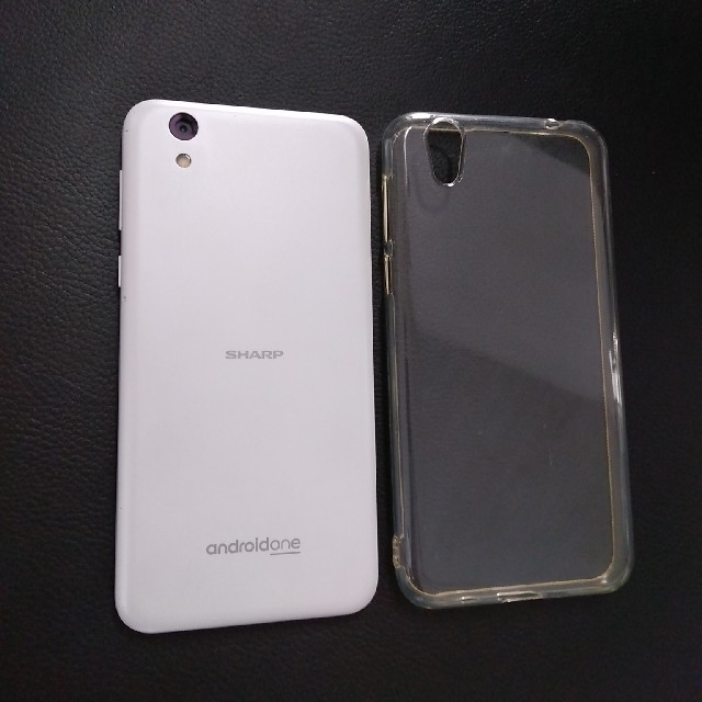 SHARP(シャープ)のSHARP android one スマホ本体 スマホ/家電/カメラのスマートフォン/携帯電話(スマートフォン本体)の商品写真