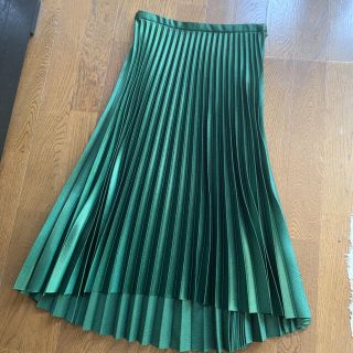 ザラ(ZARA)のZARA  ザラ  プリーツスカート  サイズS  グリーン(ロングスカート)