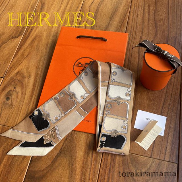 Hermes(エルメス)のHÈRMES エルメス ツイリー カマイユ ベージュ レディースのファッション小物(バンダナ/スカーフ)の商品写真