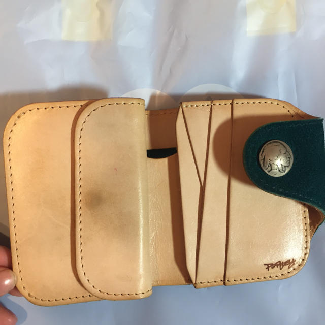 革の財布 メンズのファッション小物(折り財布)の商品写真