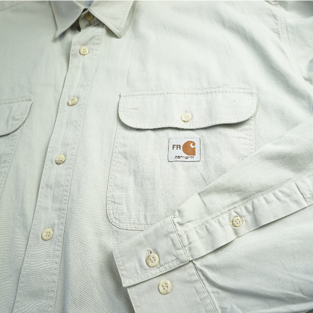 carhartt(カーハート)のカーハート　ワークシャツ　オーバーサイズ　FR　フレイムレジスタンス 難燃素材 メンズのトップス(シャツ)の商品写真
