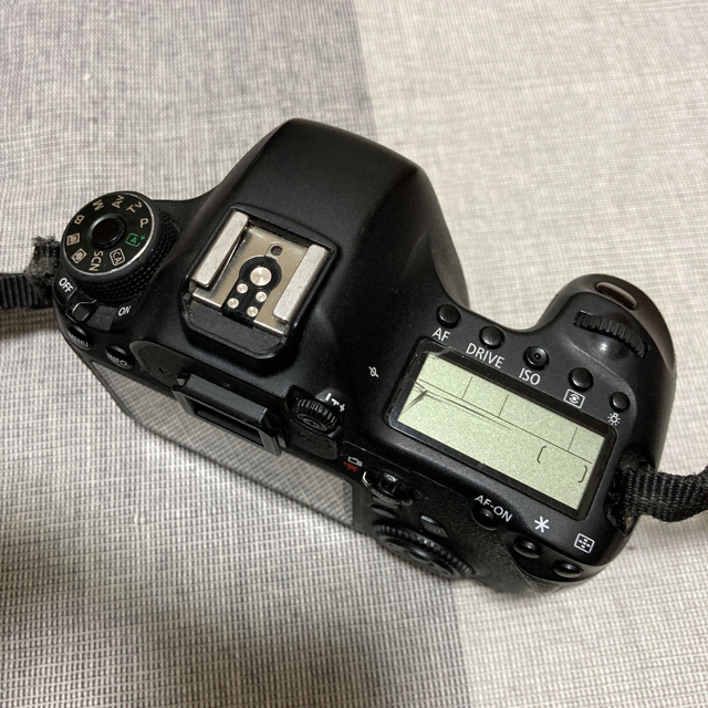 Canon(キヤノン)のCanon EOS 6D スマホ/家電/カメラのカメラ(デジタル一眼)の商品写真