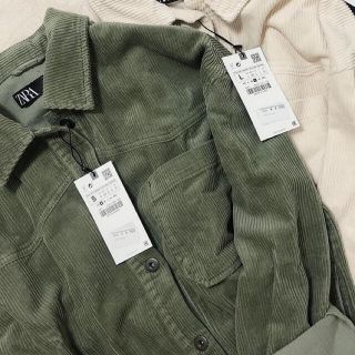 ザラ(ZARA)の20日まで限定！【新品未使用・タグ付き】ZARAコーデュロイシャツジャケット S(その他)