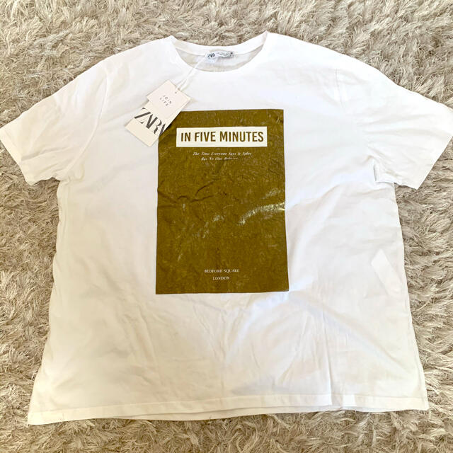 ZARA(ザラ)の新品未使用　ZARA Tシャツ レディースのトップス(Tシャツ(半袖/袖なし))の商品写真