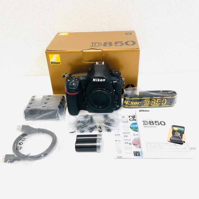 スマホ/家電/カメラNikon ニコン D850 ボディ 付属品有 元箱有 動作良好