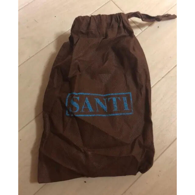 SANTI(サンティ)の《未使用》SANTI ビーズ バッグ レディースのバッグ(ハンドバッグ)の商品写真