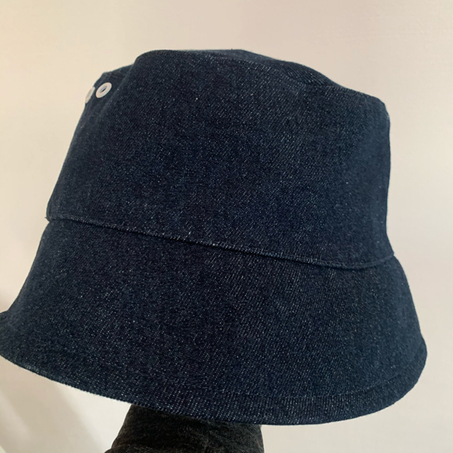 ZARA(ザラ)の最終お値下げ❗️【新品】ZARA デニム バケットハット レディースの帽子(ハット)の商品写真