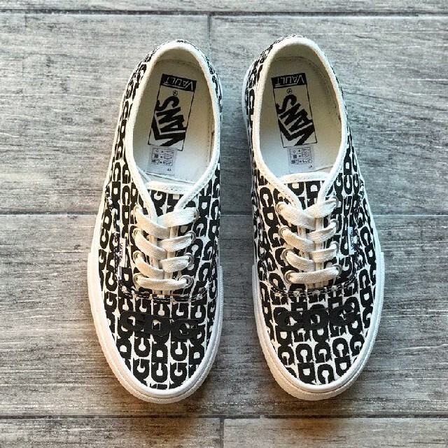 vans vault cdg