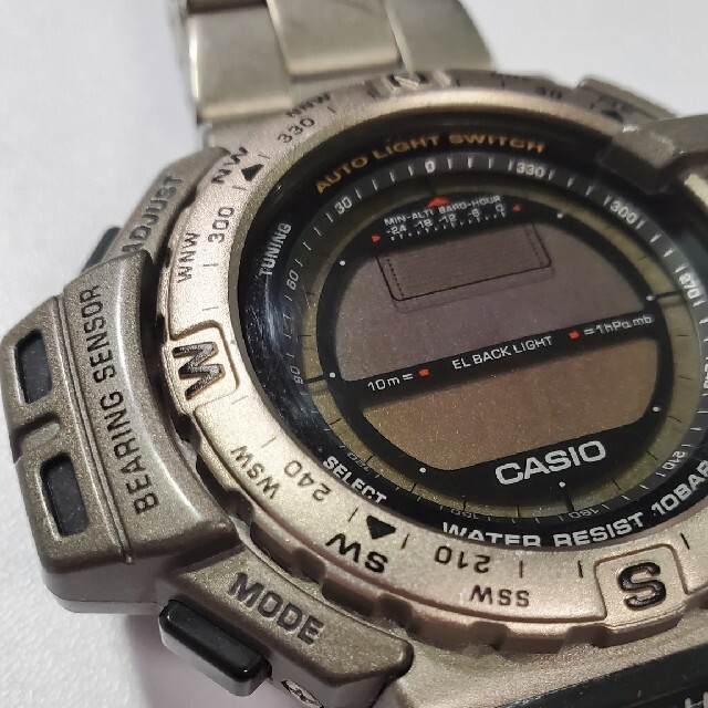 CASIO(カシオ)のカシオ　プロトレック　PRT 411　トリプルセンサー　チタンベルト メンズの時計(腕時計(デジタル))の商品写真