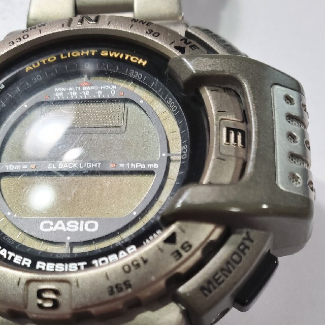 CASIO(カシオ)のカシオ　プロトレック　PRT 411　トリプルセンサー　チタンベルト メンズの時計(腕時計(デジタル))の商品写真