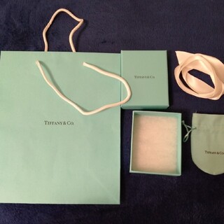ティファニー(Tiffany & Co.)のティファニー　空箱　布袋　紙パック　リボン(ショップ袋)