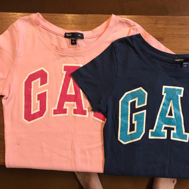 GAP Kids(ギャップキッズ)のGAP Tシャツ　2枚セット　130㎝ キッズ/ベビー/マタニティのキッズ服男の子用(90cm~)(Tシャツ/カットソー)の商品写真