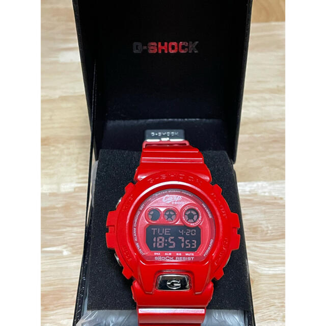 G-SHOCK(ジーショック)の広島カープ　G-SHOCK スポーツ/アウトドアの野球(記念品/関連グッズ)の商品写真